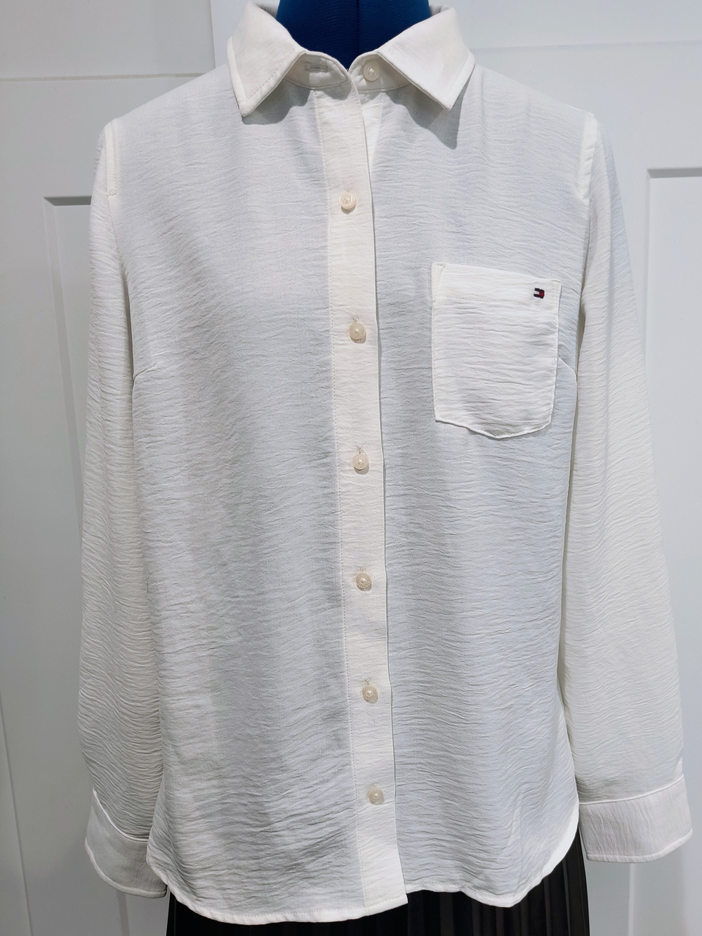 Tommy Hilfiger White Textured Long Sleeve Button-Down Shirt with Pocket